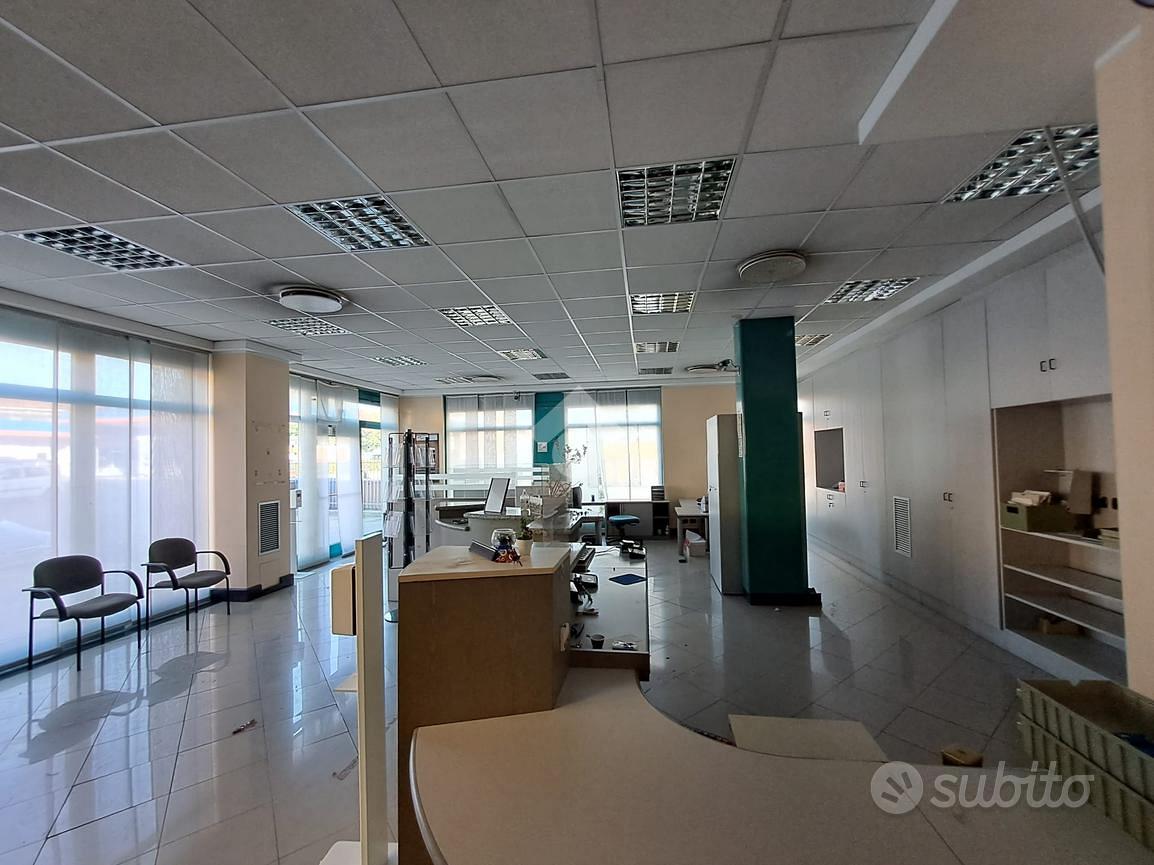 UFFICIO A RHO - Vista 3