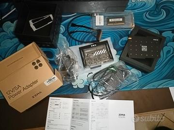 ZimaBlade 3760 N3350  16gb RAM e  caricatore