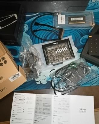 ZimaBlade 3760 N3350  16gb RAM e  caricatore