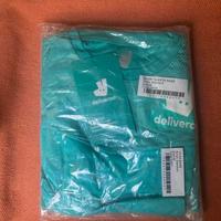 3 T shirt Deliveroo