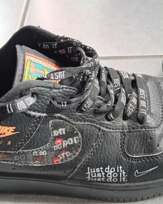Scarpa Nike Air Force 1 Low Top JDI Nero