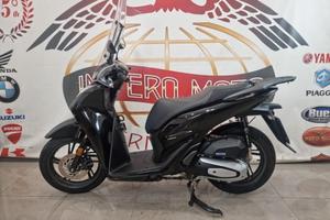 Honda SH150i nero lucido usato, 7.590 km