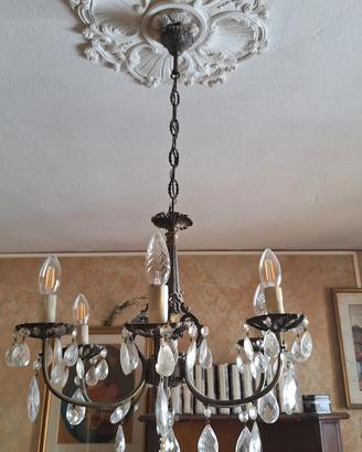lampadario a gocce in stile classico 