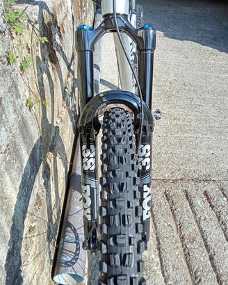 Fox 38 Performance Elite 2026  -PARI AL NUOVO-