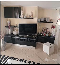 Parete attrezzata moderna