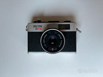 Ricoh 35FM, fotocamera analogica rullino