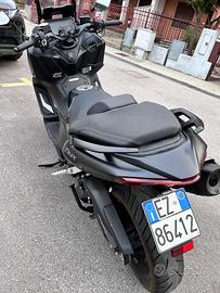 Yamaha T Max 560 - 2022