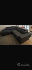 DIVANO ANGOLARE POLTRONE E SOFA’
