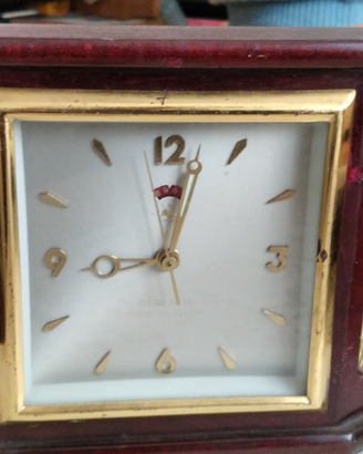 Orologio sveglia carica manuale