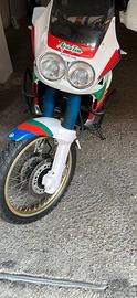 Africa twin 750