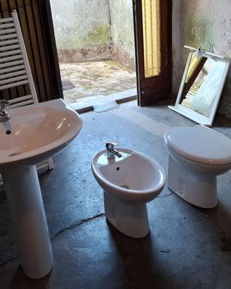 Set sanitari Dolomite + termoarredo + specchiera