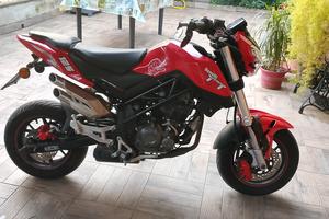 Benelli 125 TNT Tornado