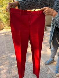 Pantalonie rosso effetto rasato