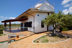 VILLA SINGOLA A SANTA MARINELLA