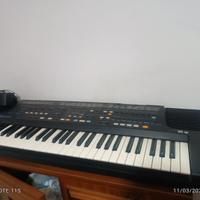 ROLAND E 66