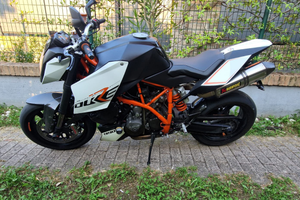KTM Super Duke 990 R
