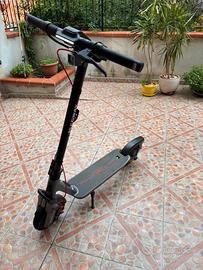 Monopattino Ninebot F3 NUOVO