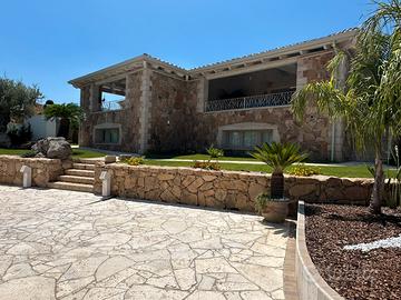 Villa Smeraldo con Piscina