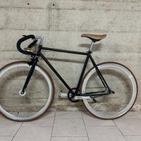 Bici scatto fisso o ruota libera