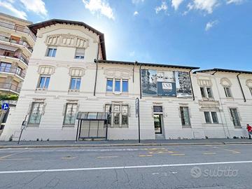 Immobile di 238 m² con 4 locali a Busto Arsizio