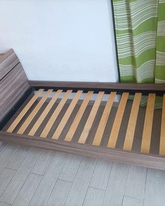 Letto Design Minimal + comodino