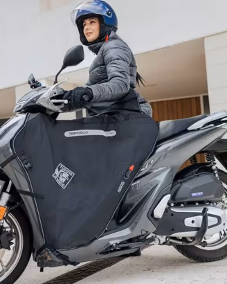 COPRIGAMBE SCOOTER TUCANO