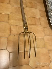Forca agricola 4 denti manico in legno