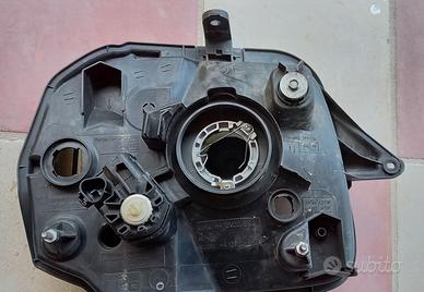 Faro suzuki jimny