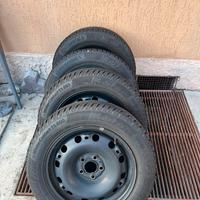 Gomme invernali con cerchi