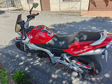 Suzuki Gsr 600 anno 2006