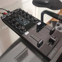 controller midi traktor kontrol z1