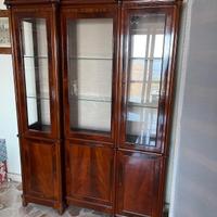 Vetrina classica in legno 