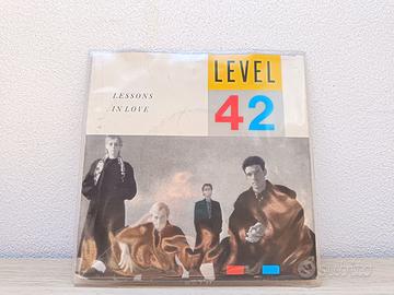 LP 45 Giri Level 42 Lessons In Love 1987 Dalla mia