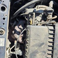 Motore toyota yaris1000 benzina 1SZFE 1999/2005