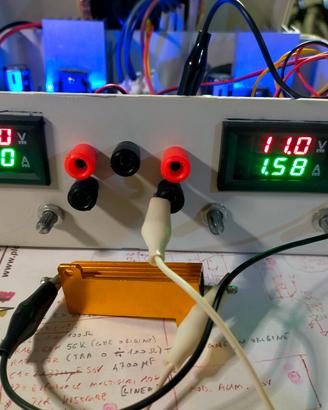 Doppio Alimentatore variabile 0-26V 2A