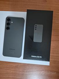 SAMSUNG S24 FE 5G, 8 GB + 128 colore grigio scuro 