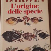 libro "L'origine della Specie" di Charles Darwin