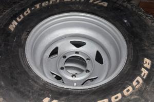 Bf Goodrich mud terrain 35/12.50 r15