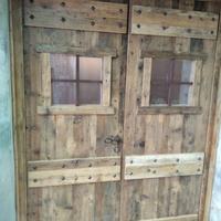 portoncino entrata doppio in legno abete vecchio