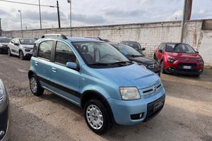 Fiat Panda 1.2/gpl 4X4 “GANCIO TRAINO”
