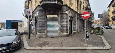 NEGOZIO A TORINO
