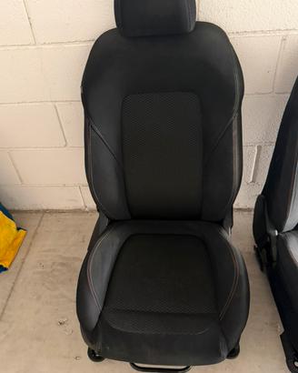 Sedili ford fiesta mk8