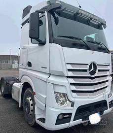 Mercedes anno 2017 leggi