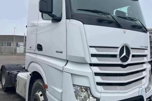 Mercedes anno 2017 leggi