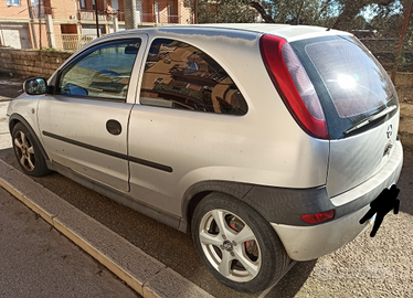 Opel corsa c 1.2 benzina 3 porte full optional