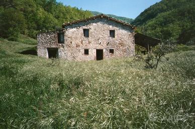 Terreno con annesso fabbricato agro-pastorale