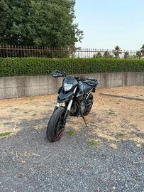 Ducati Hypermotard 796