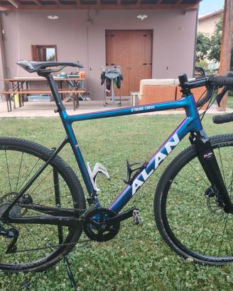 Bici CICLOCROSS GRAVEL in carbonio "ALAN" taglia L