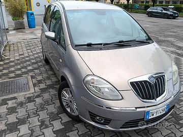 lancia Musa cambio automatico