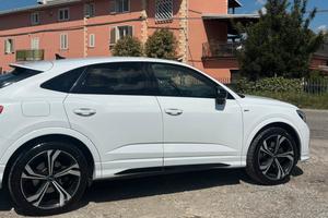 AUDI Q3 SPORTBACK S LINE